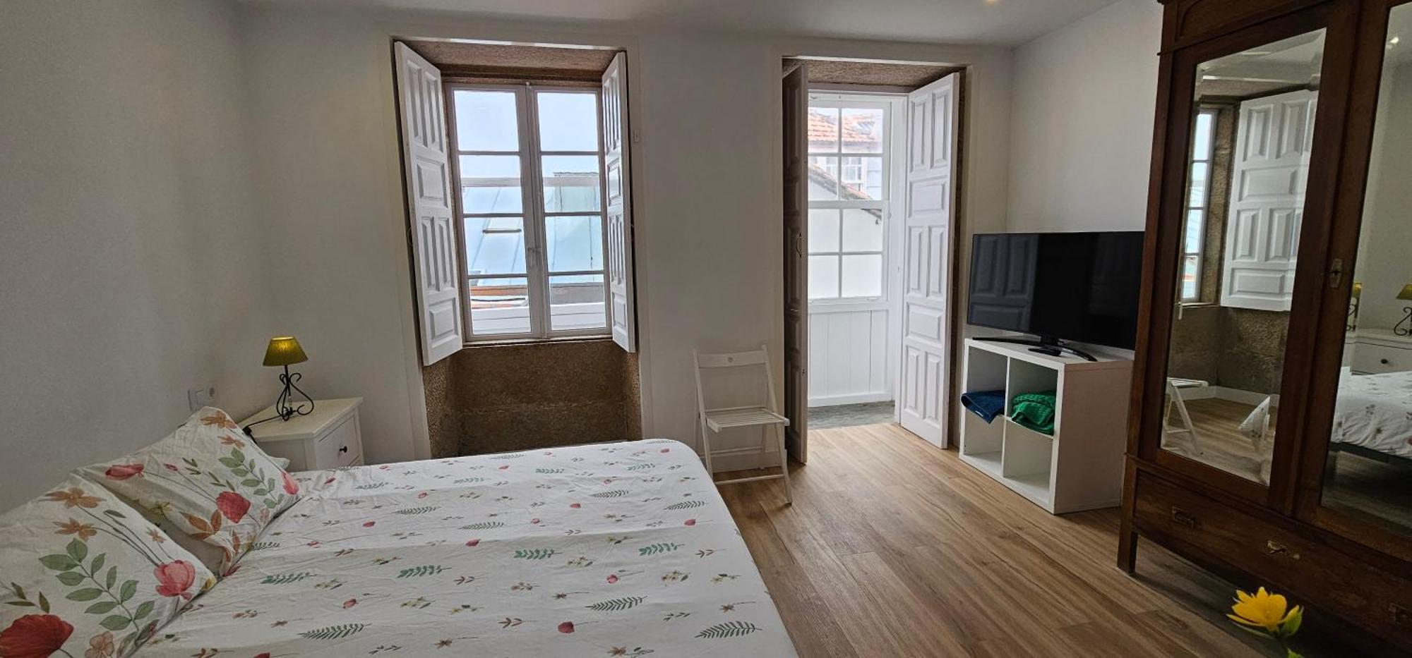 Apartamentos En El Centro - Plaza De Amboage - Wifi แฟร์โรล ภายนอก รูปภาพ