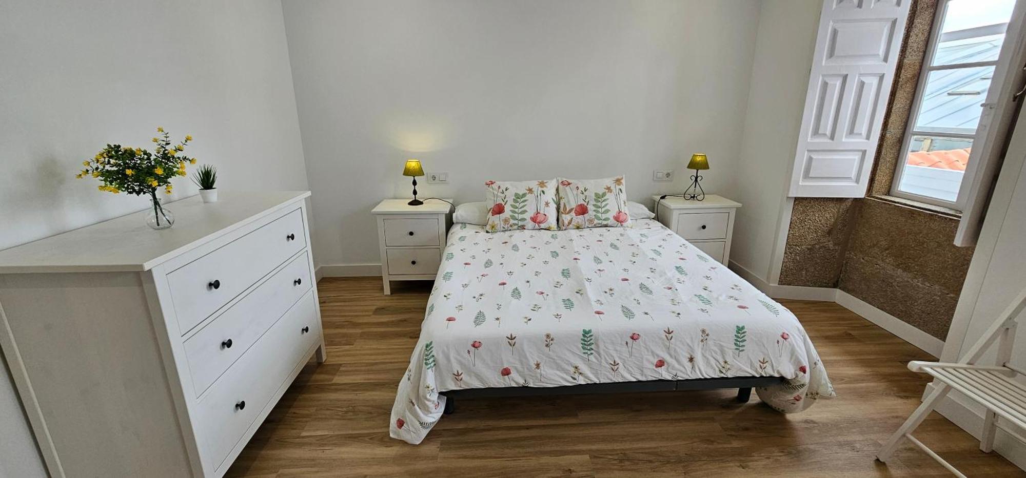 Apartamentos En El Centro - Plaza De Amboage - Wifi แฟร์โรล ภายนอก รูปภาพ