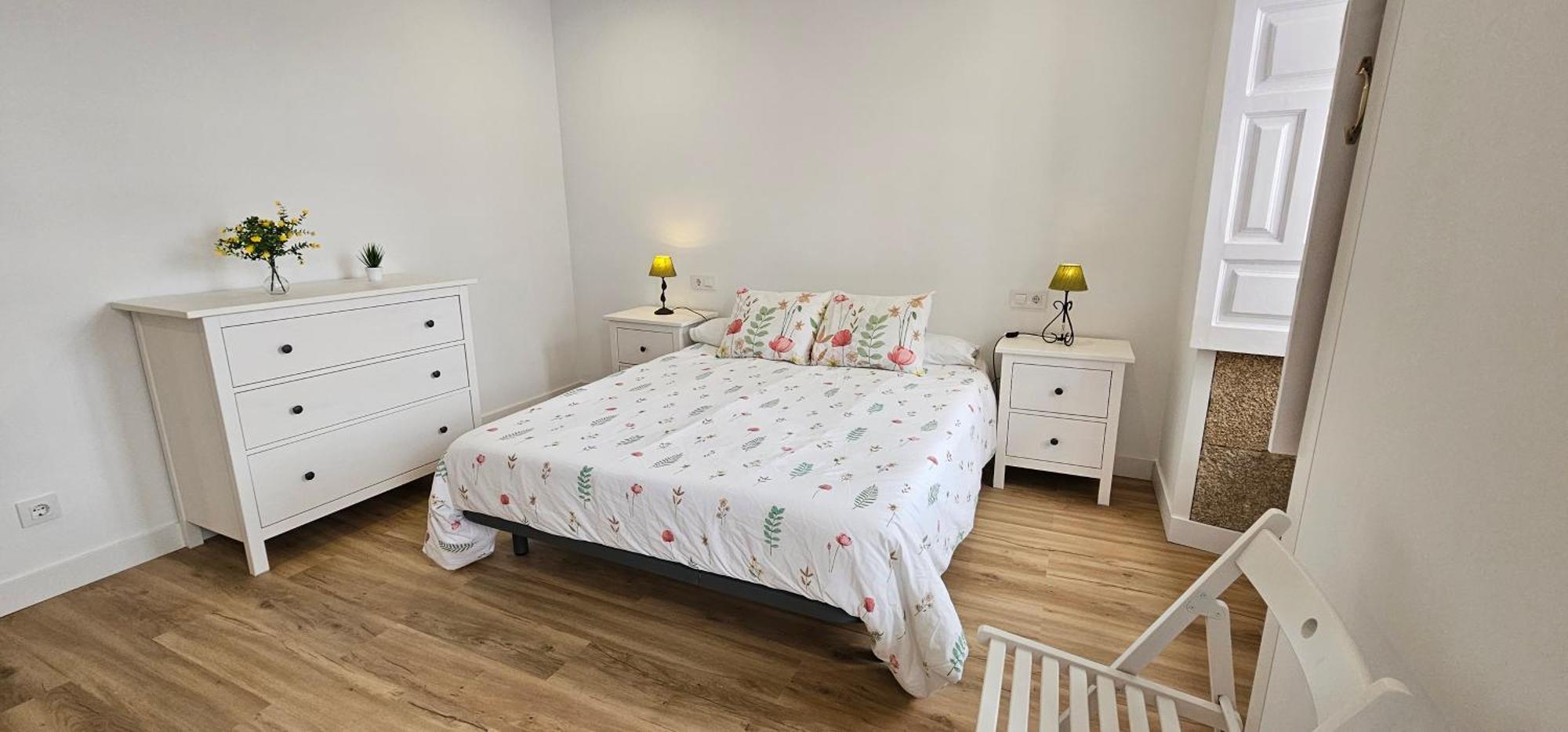 Apartamentos En El Centro - Plaza De Amboage - Wifi แฟร์โรล ภายนอก รูปภาพ